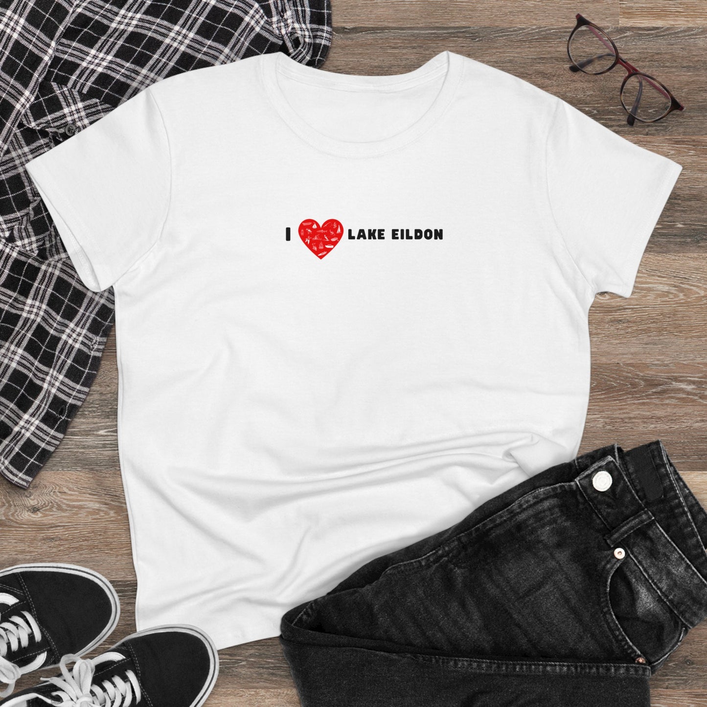 Women's Lake Eildon Heart T-shirt, Red Heart on White